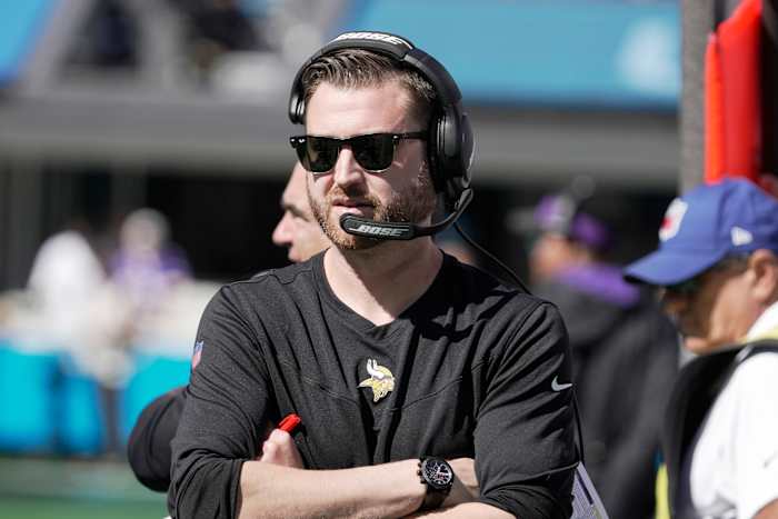 Minnesota Vikings quarterbacks coach Andrew Janocko on the sidelines.